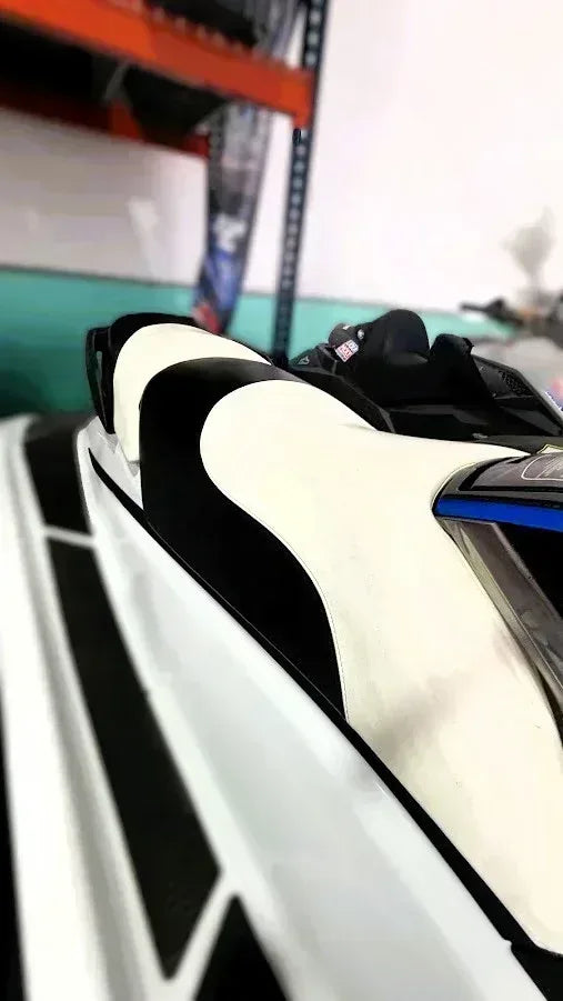 2015 Yamaha VX 110hp - 72 Hours, Fresh Maintenance, 3-Person Seat - MIAMI JET SKI MOTORSPORTS