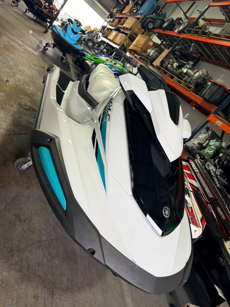 2025 Yamaha VX-C WaveRunner – 110 HP 4-Stroke Jet Ski Unit