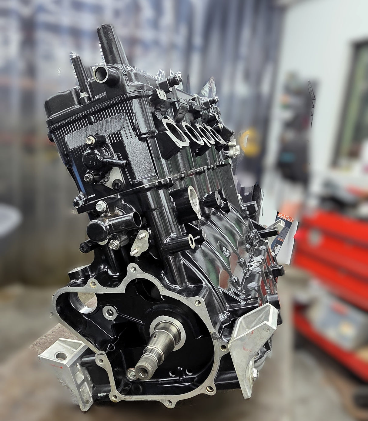 Yamana 1.9L HO marine engine 4-cylinder, 4-stroke, 16-valve Remanufactured Long Block Engine