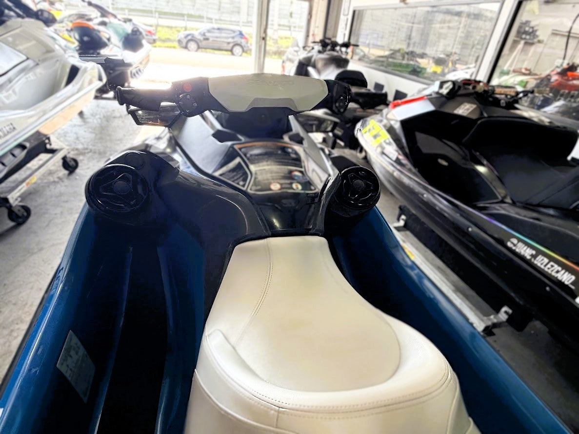2020 Sea-Doo GTX 230 Supercharged - Pre-Owned | 52 Hours | Sound System | iBR