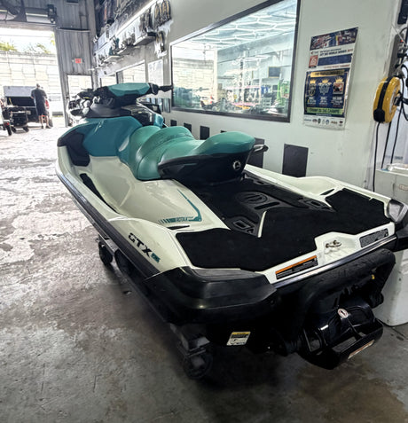 2022 Sea-Doo GTX PRO 170 hp Bombardier Pre-Owned Jet Ski - MIAMI JET SKI MOTORSPORTS 