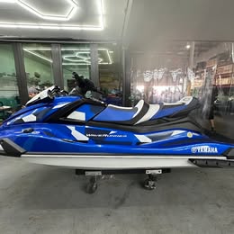 2024 Yamaha VX Cruiser TR-1 High Output, 3 cylinders , 4 Stroke, 1049 cc Pre-Owned Jet Ski - MIAMI JET SKI MOTORSPORTS 