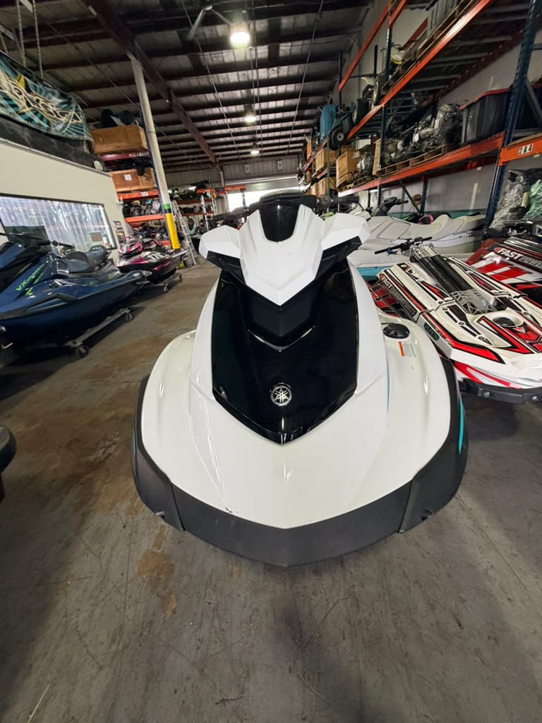 2025 Yamaha VX-C WaveRunner – 110 HP 4-Stroke Jet Ski Unit