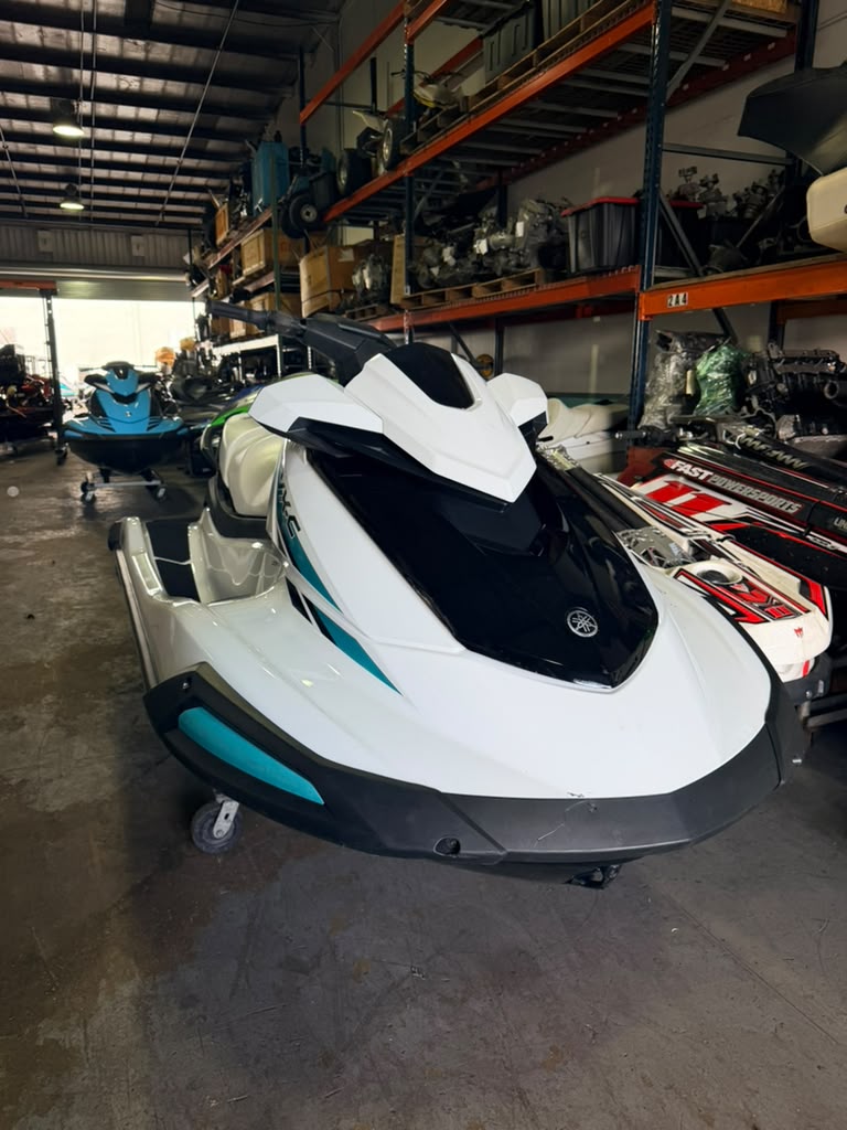 2025 Yamaha VX-C WaveRunner – 110 HP 4-Stroke Jet Ski Unit