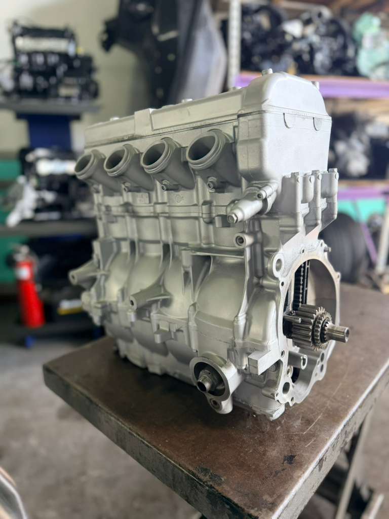 Remanufactured Yamaha MR-1 engine with 160 HP high output, shown in a close-up image, highlighting engine details.